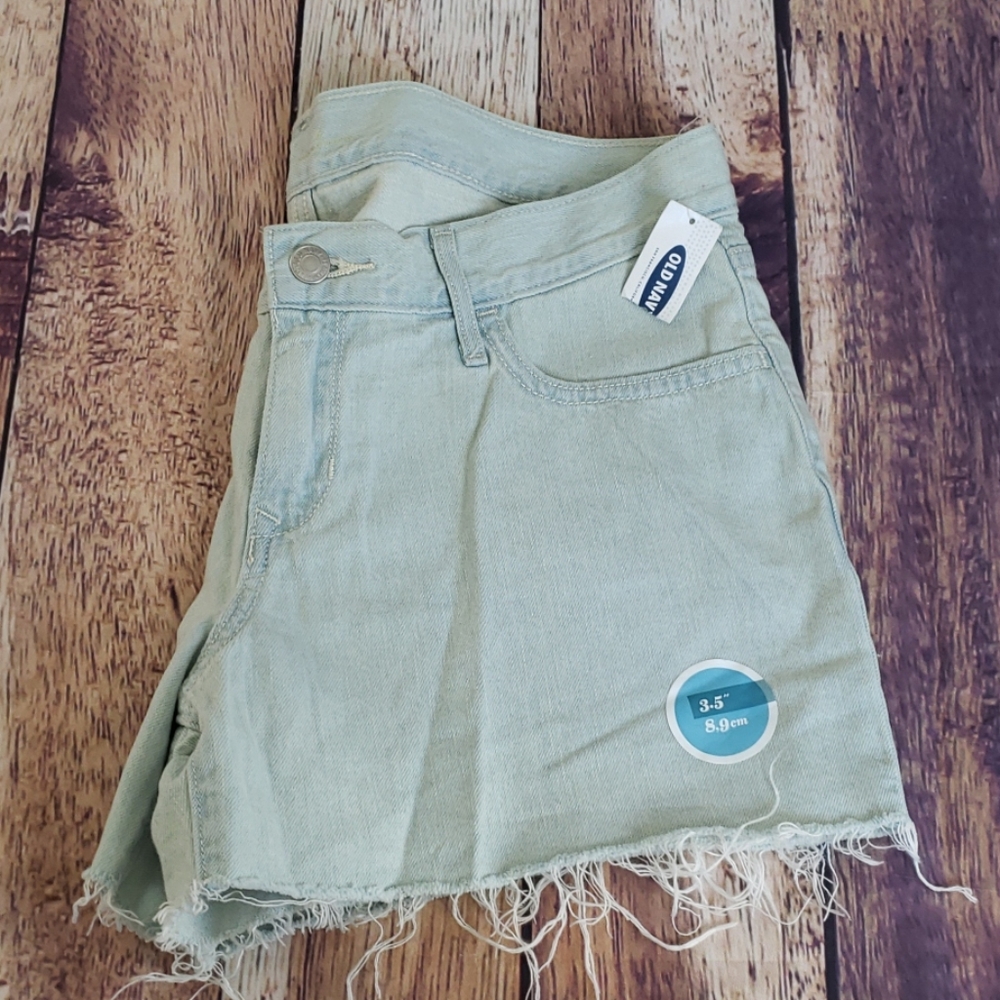 🆕️Low Rise Shorts🆕️ - Picture 4 of 4